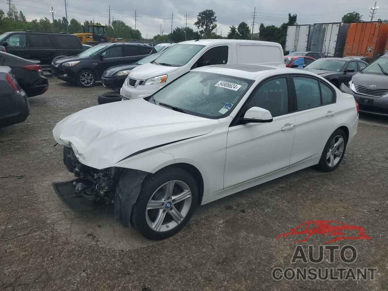 BMW 3 SERIES 2014 - WBA3B3G52ENR81532