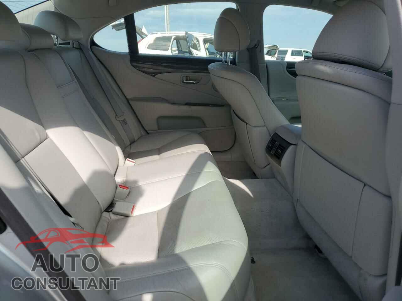 LEXUS LS460 2011 - JTHBL5EF1B5105547