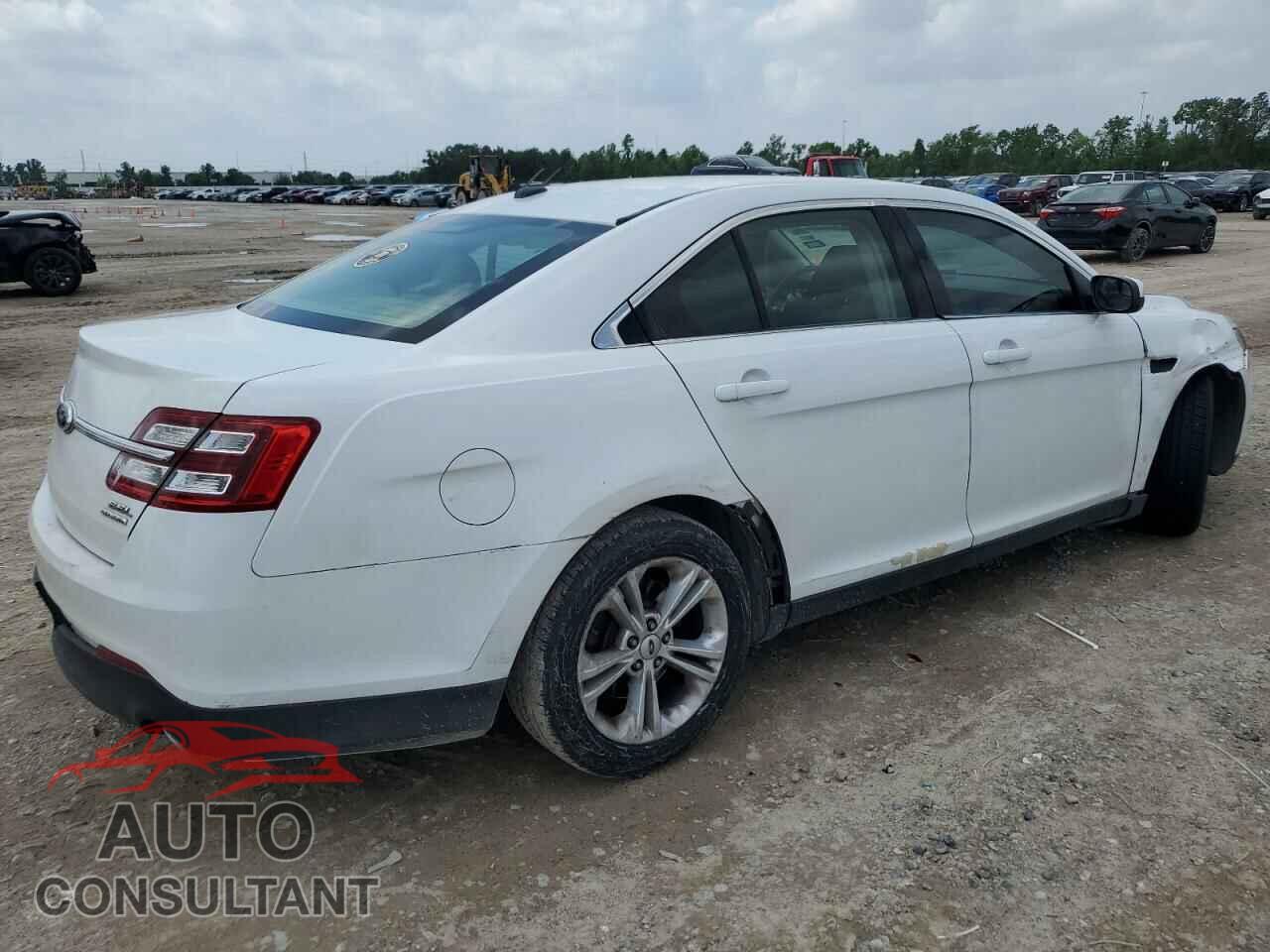 FORD TAURUS 2014 - 1FAHP2E89EG177983