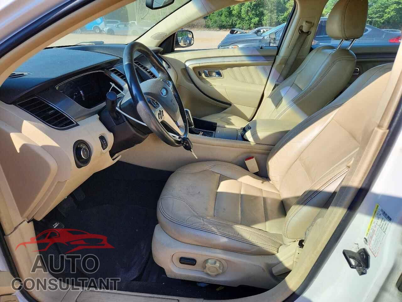 FORD TAURUS 2013 - 1FAHP2E85DG149516