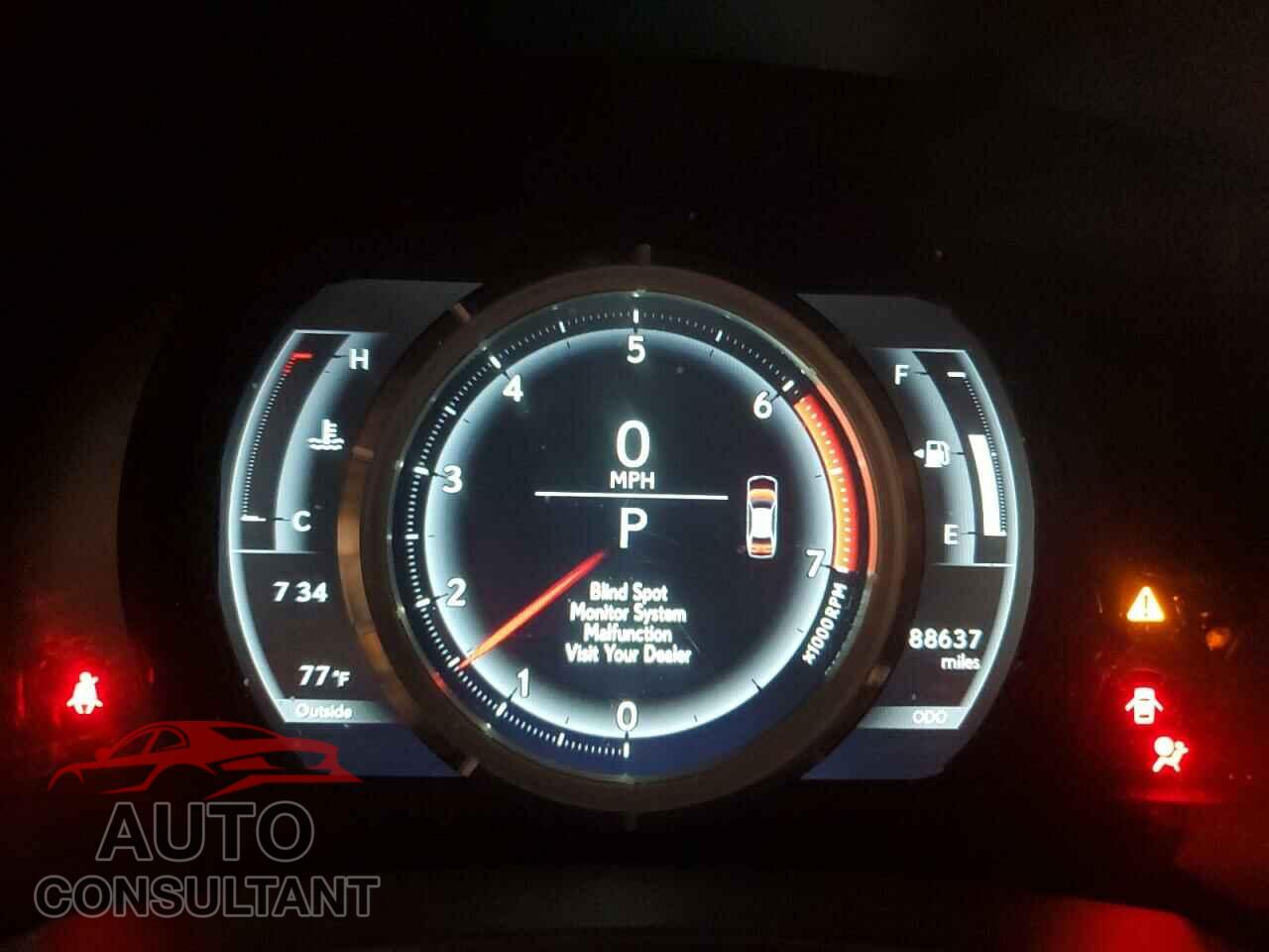 LEXUS IS 2017 - JTHBA1D28H5049497