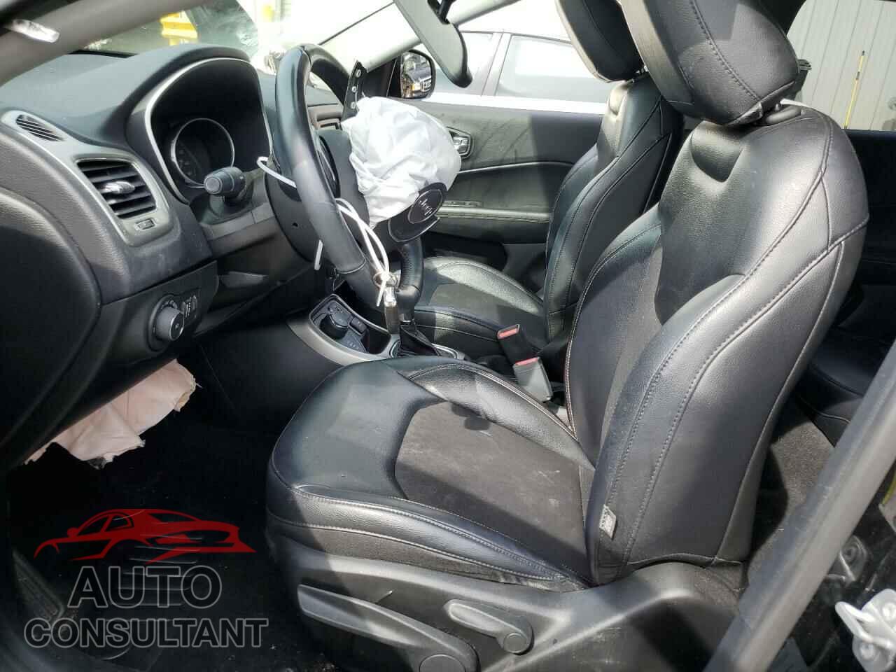JEEP COMPASS 2017 - 3C4NJDBB4HT680590