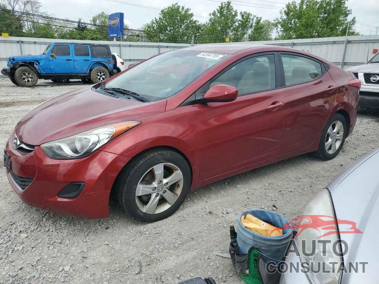 HYUNDAI ELANTRA 2013 - 5NPDH4AE7DH385528