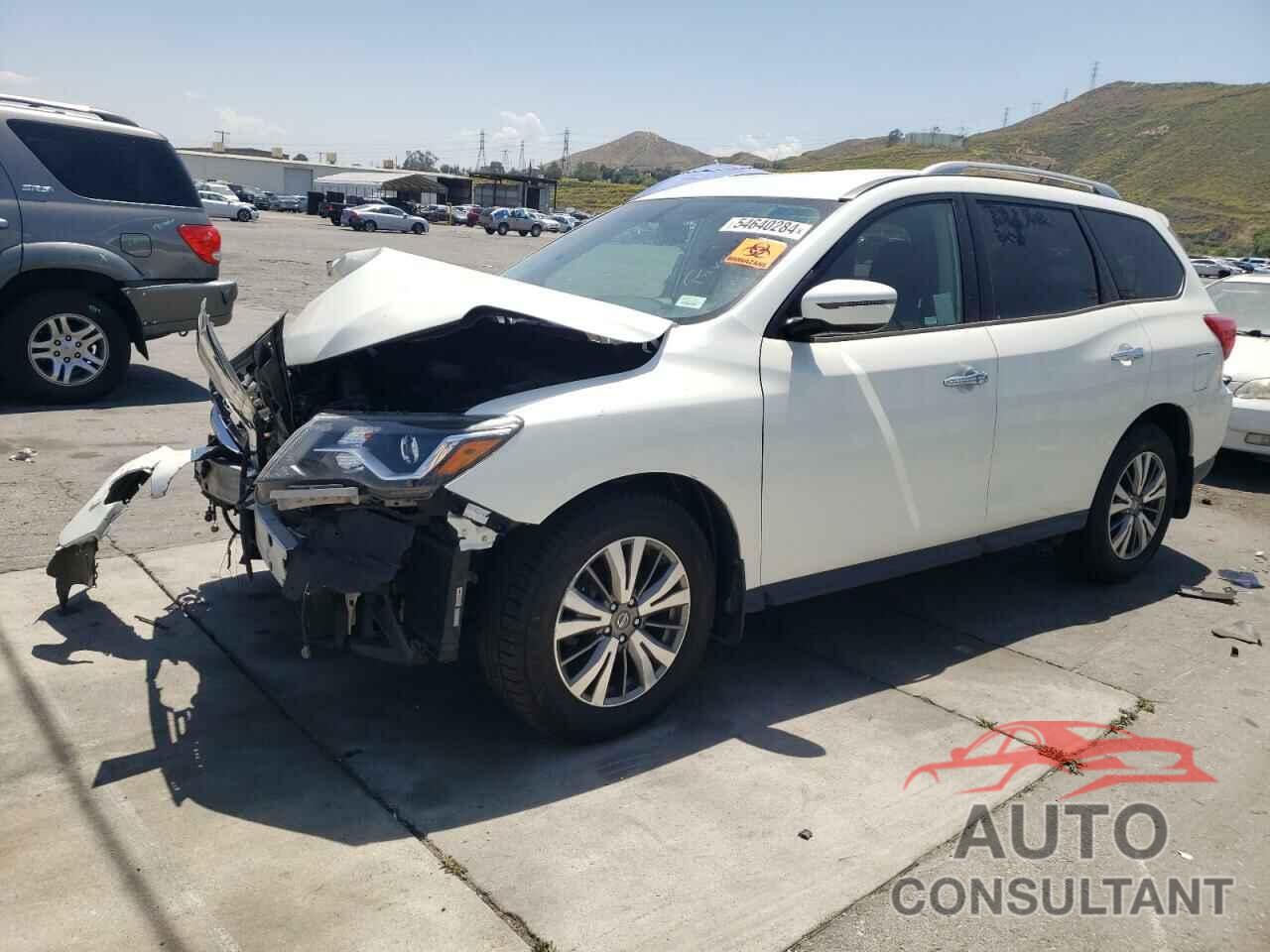 NISSAN PATHFINDER 2018 - 5N1DR2MN2JC626637