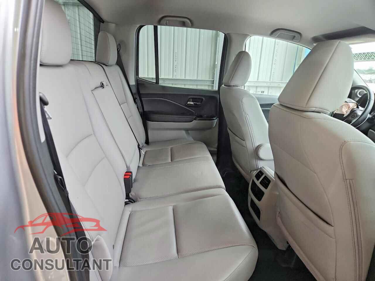 HONDA RIDGELINE 2017 - 5FPYK3F57HB032126