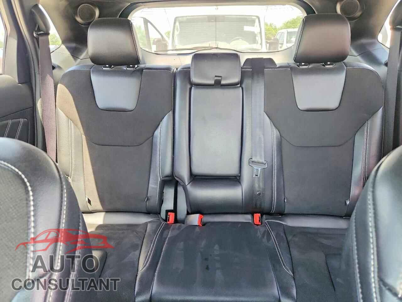 FORD EDGE 2019 - 2FMPK4AP8KBC27042