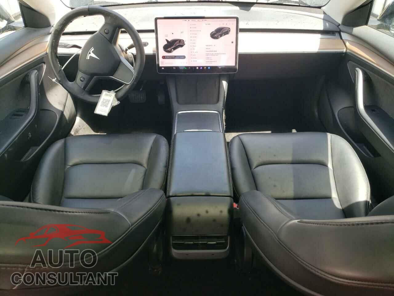 TESLA MODEL 3 2022 - 5YJ3E1EA9NF304457