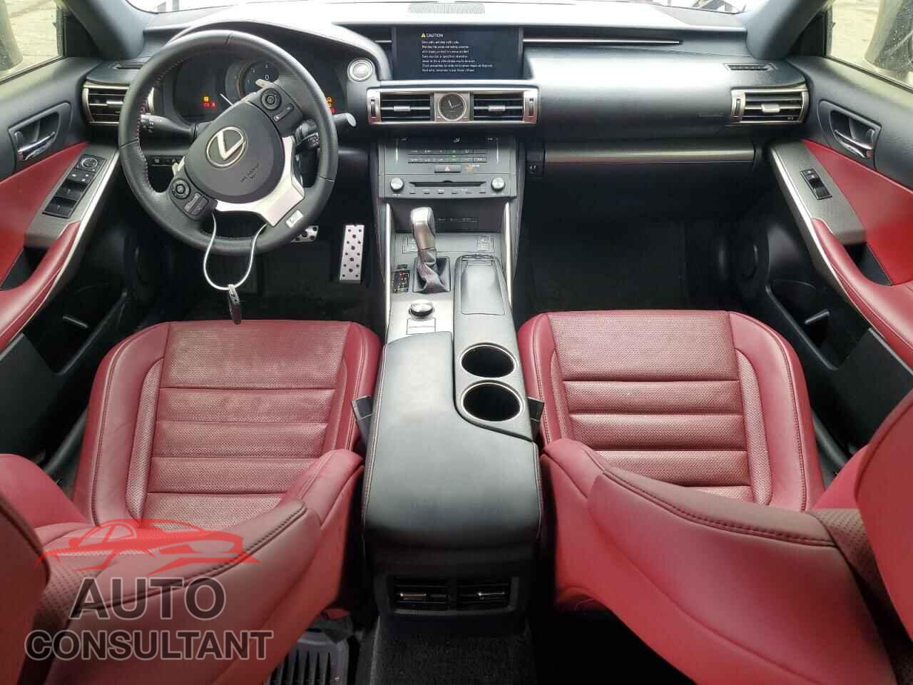 LEXUS IS 2015 - JTHBE1D23F5014657