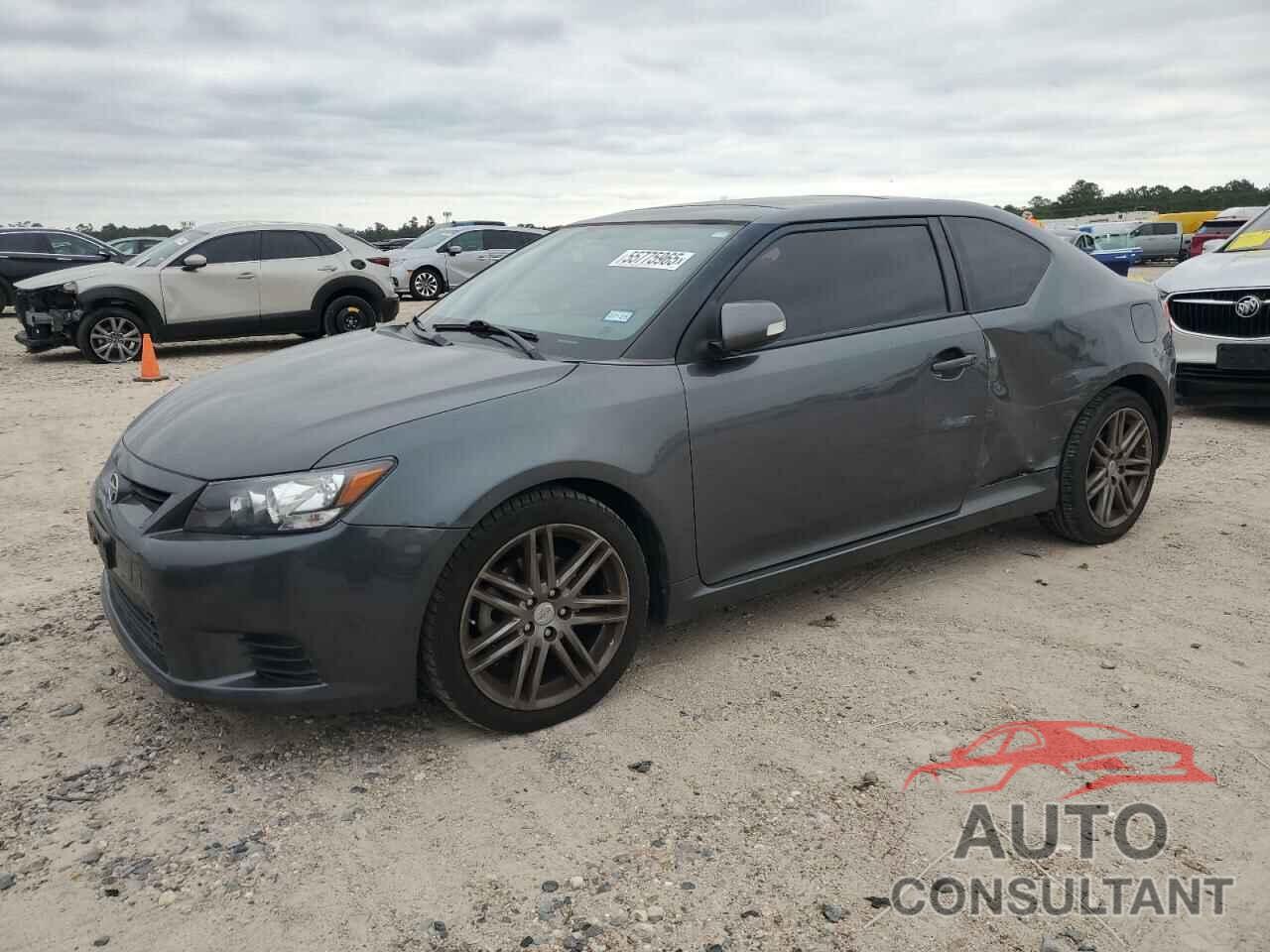 TOYOTA SCION 2013 - JTKJF5C79D3064480