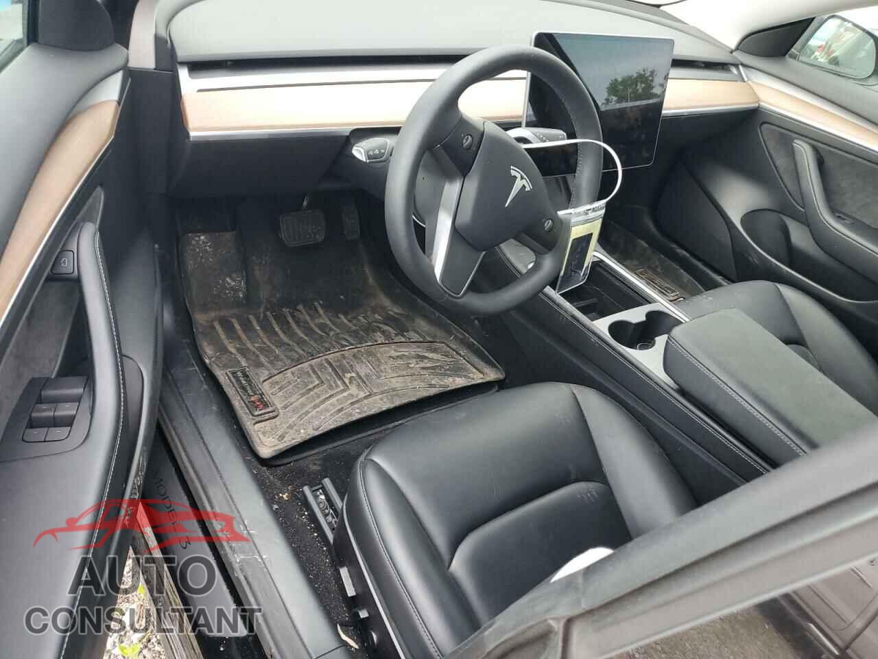 TESLA MODEL 3 2022 - 5YJ3E1EB4NF209782