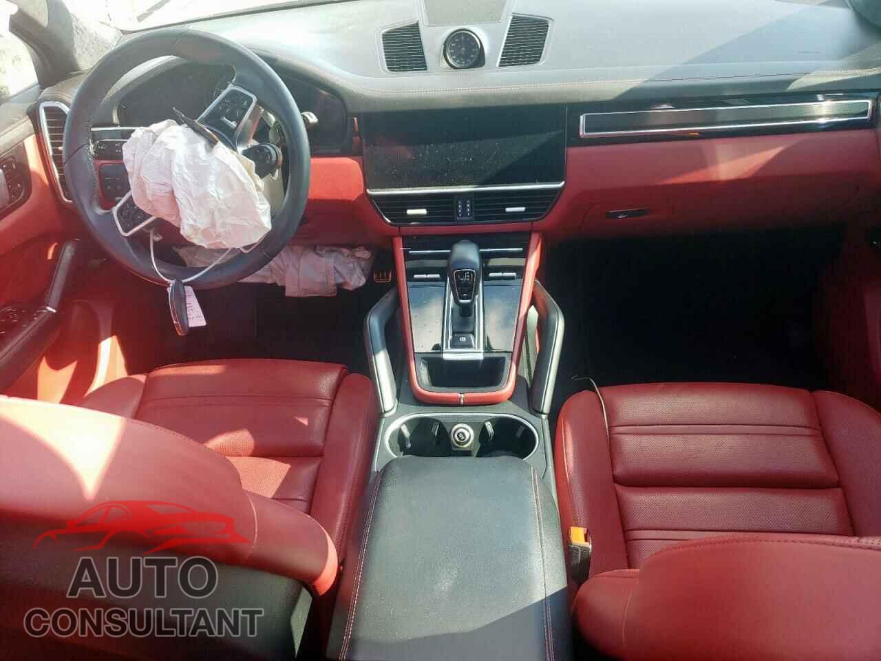 PORSCHE CAYENNE 2021 - WP1AG2AY0MDA34145