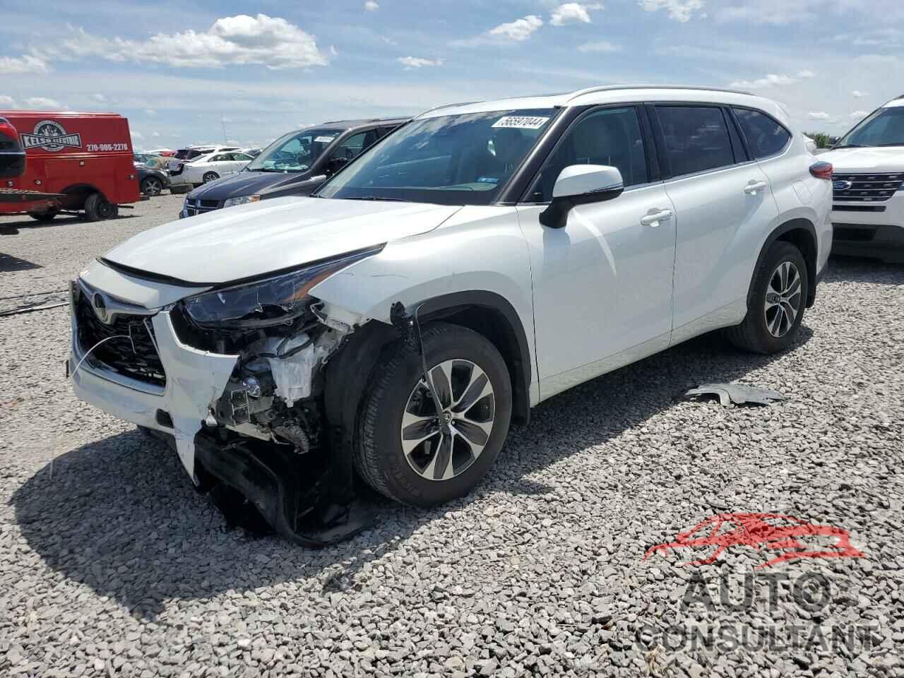 TOYOTA HIGHLANDER 2022 - 5TDGZRAHXNS553711