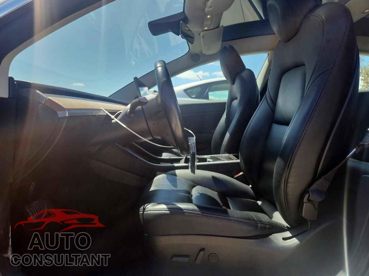 TESLA MODEL 3 2018 - 5YJ3E1EA3JF162097