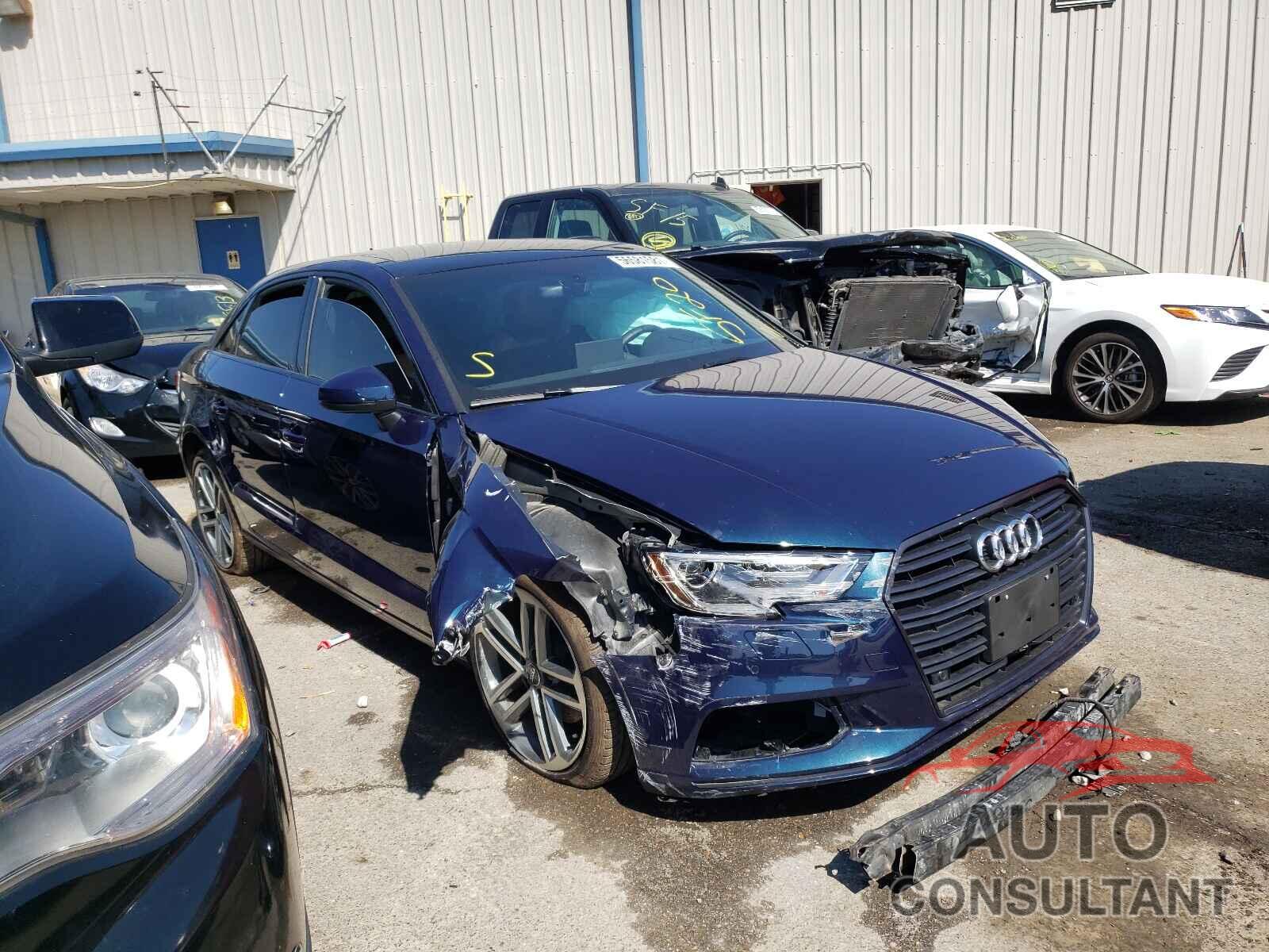 AUDI A3 2020 - WAUAUGFF8LA101196