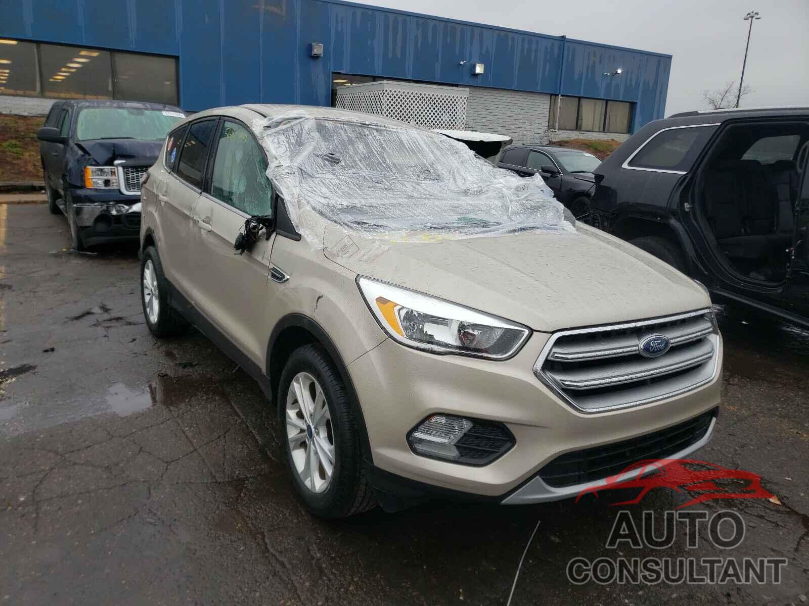 FORD ESCAPE 2017 - 1FMCU0GDXHUD38533