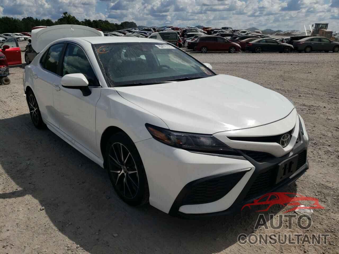 TOYOTA CAMRY 2021 - 4T1G11AK9MU584667