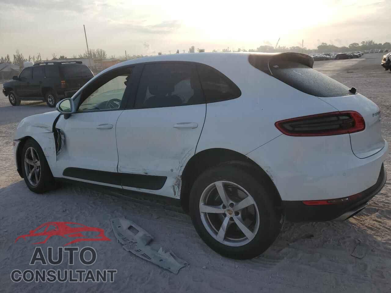 PORSCHE MACAN 2017 - WP1AA2A5XHLB82015