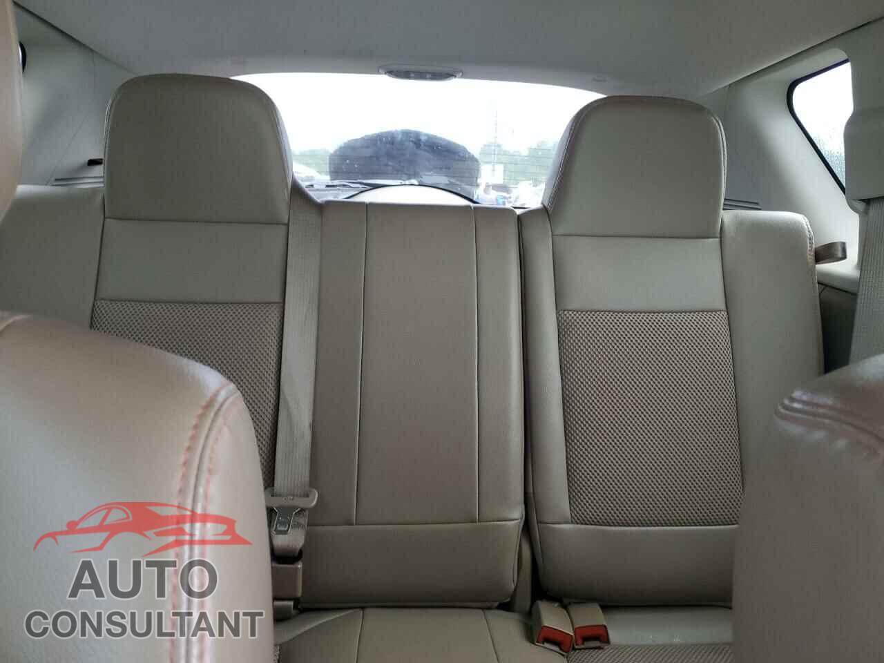 JEEP COMPASS 2015 - 1C4NJCBA7FD152563