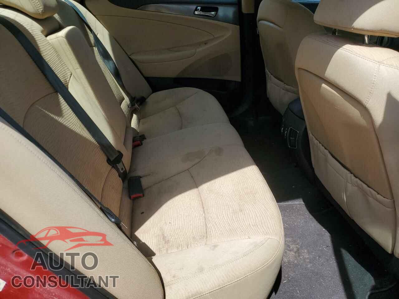 HYUNDAI SONATA 2012 - KMHEC4A44CA038105