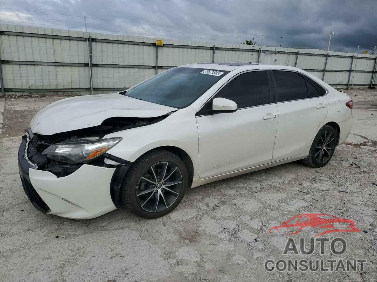TOYOTA CAMRY 2016 - 4T1BF1FK0GU210165