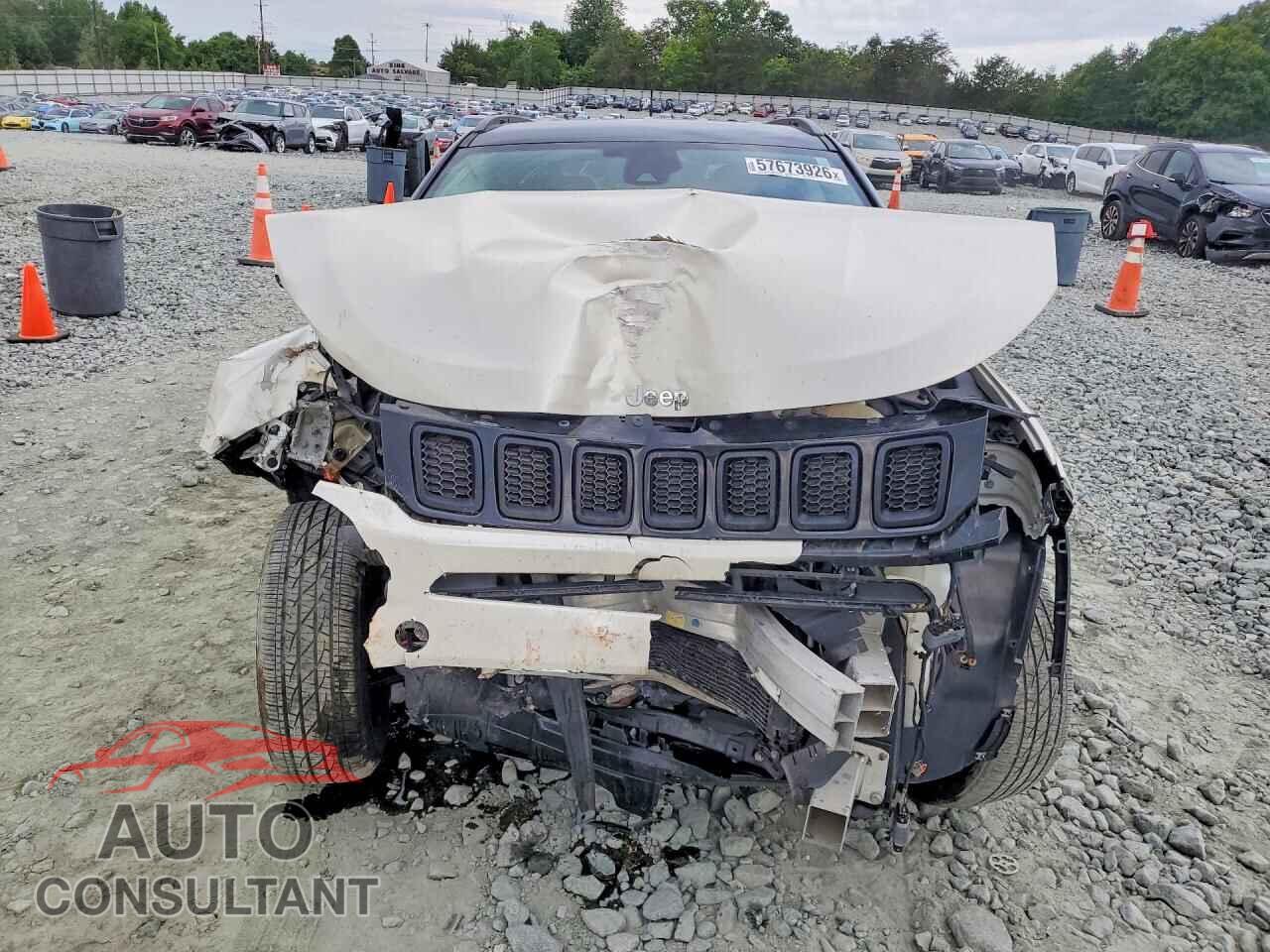 JEEP COMPASS 2018 - 3C4NJDCB2JT134357