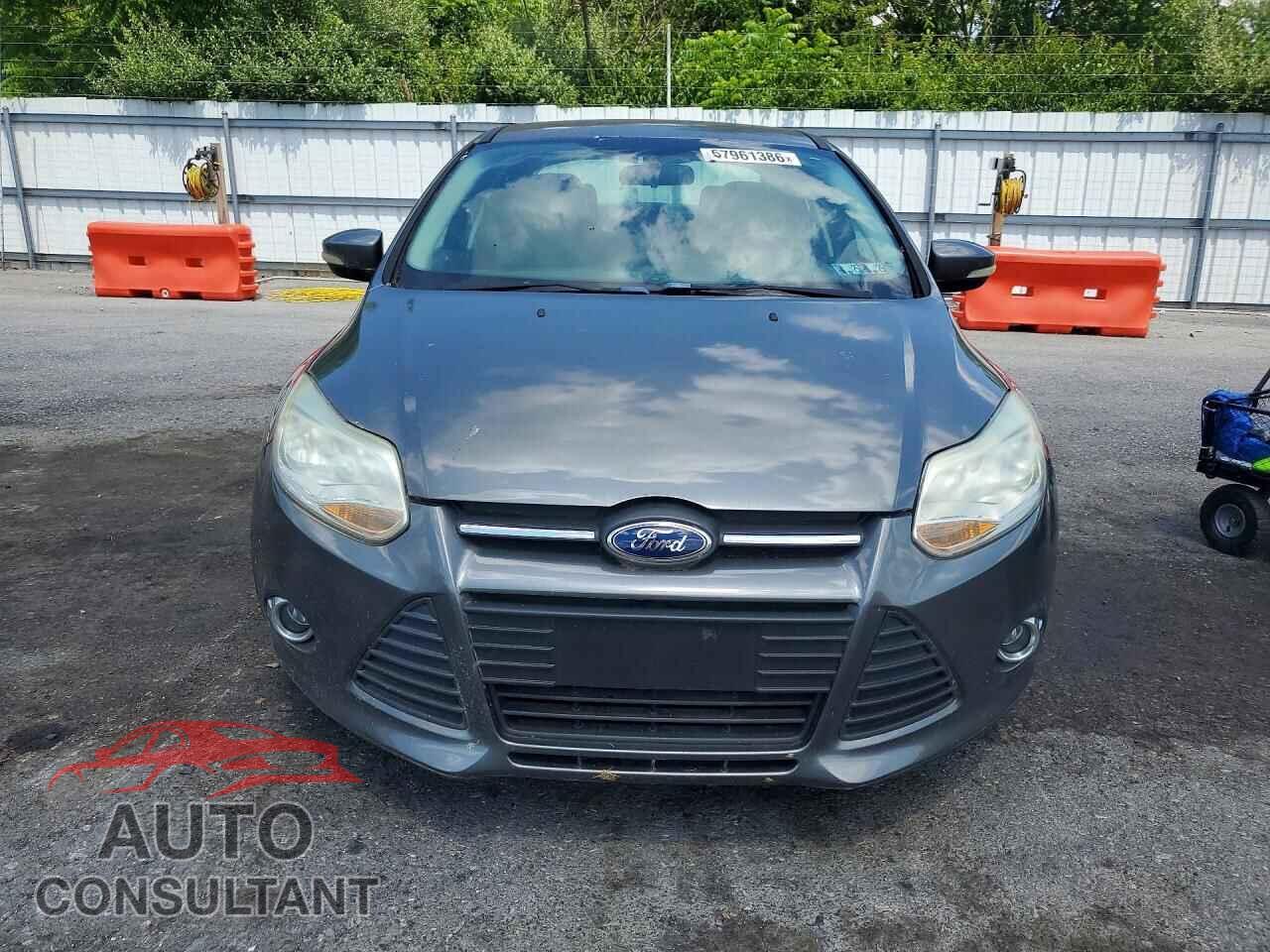 FORD FOCUS 2013 - 1FADP3F20DL103825