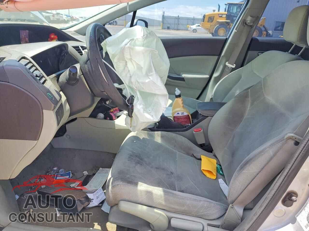 HONDA CIVIC 2012 - 2HGFB2F55CH575683