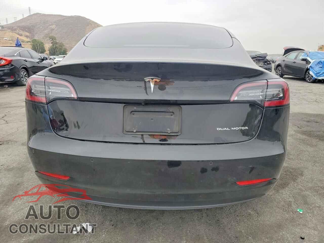 TESLA MODEL 3 2021 - 5YJ3E1EB7MF060444