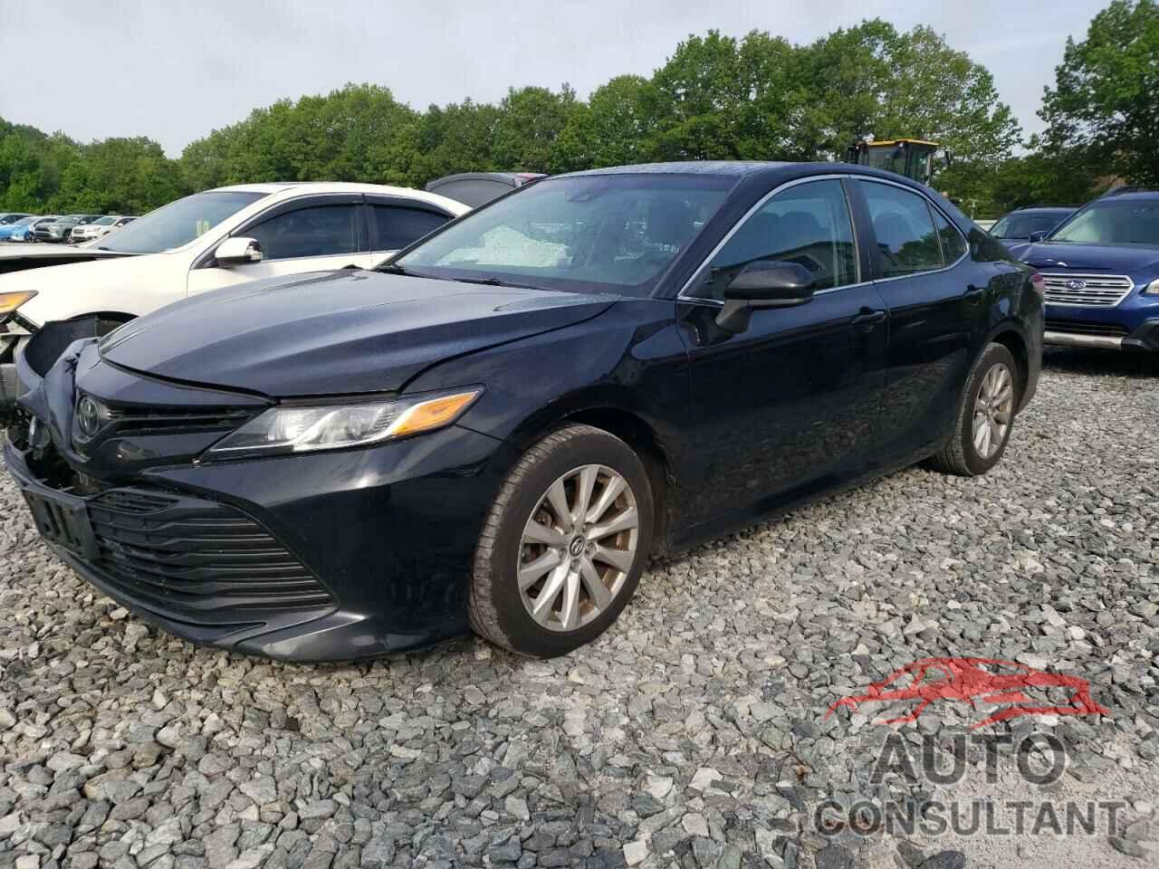 TOYOTA CAMRY 2018 - 4T1B11HK3JU576527