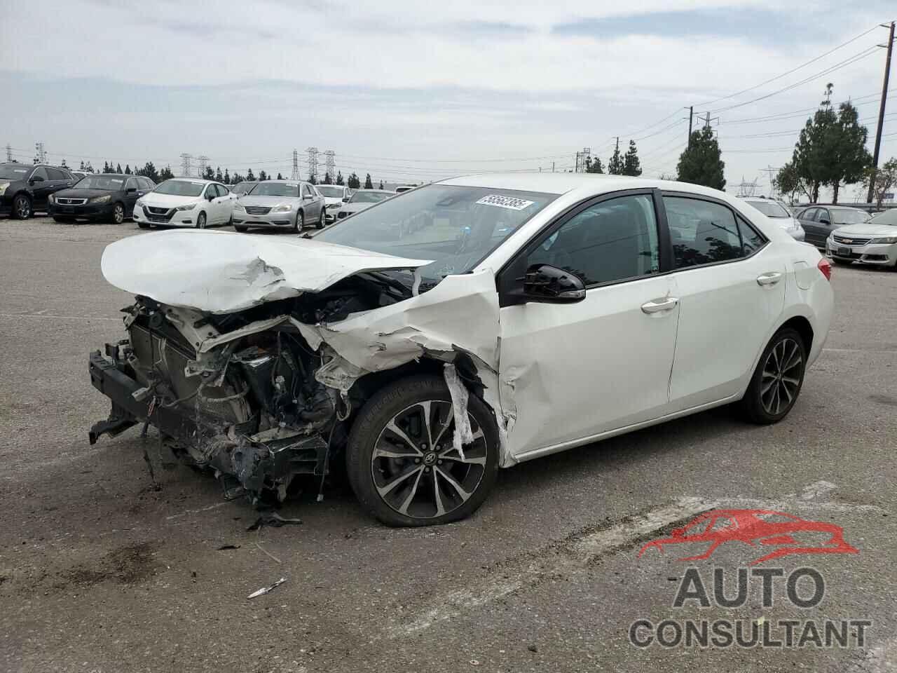 TOYOTA COROLLA 2018 - 5YFBURHE6JP827638