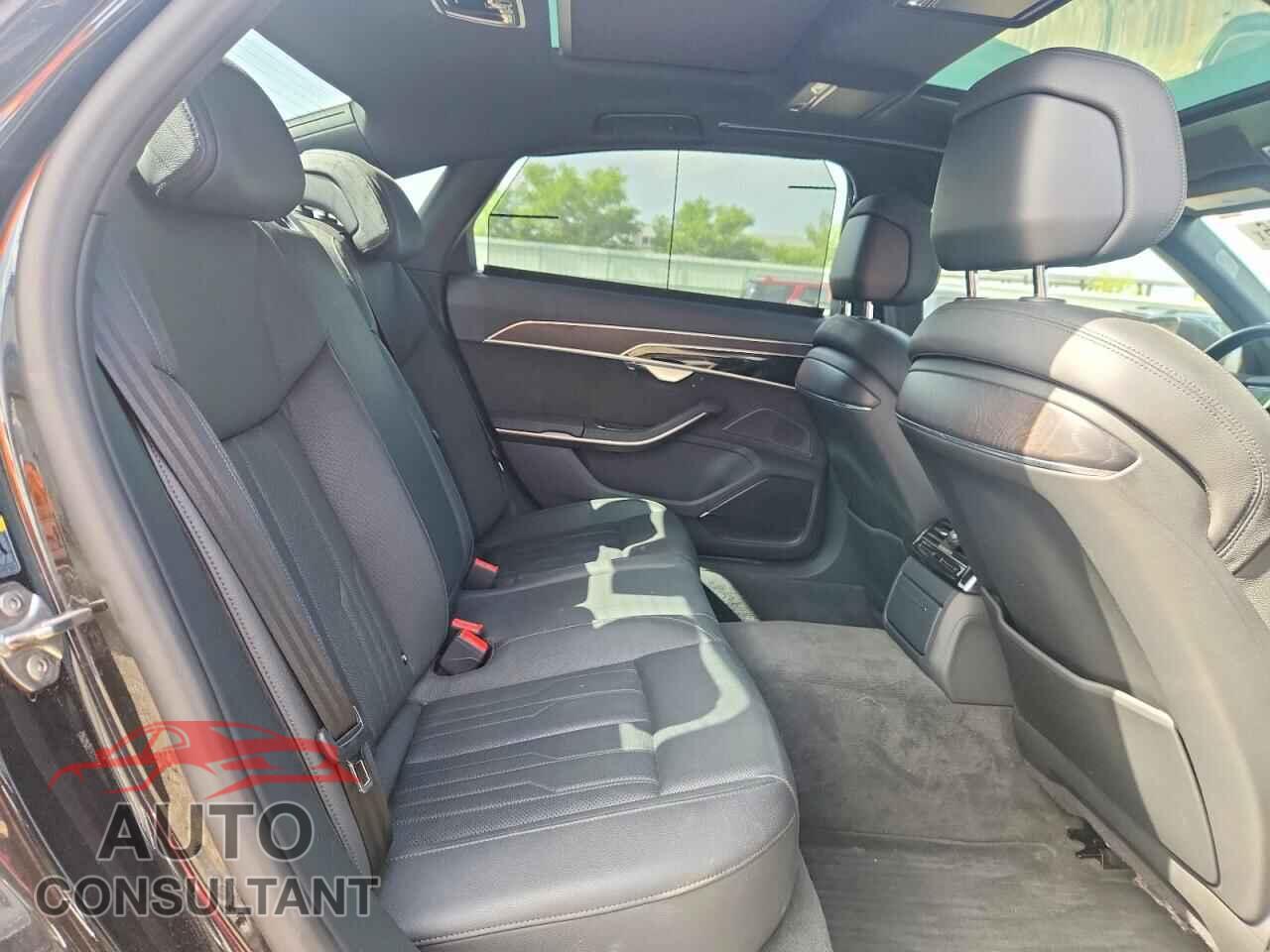 AUDI A8 2019 - WAU8DAF8XKN019037