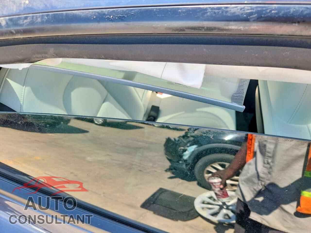 TESLA MODEL 3 2023 - 5YJ3E1EA5PF672251