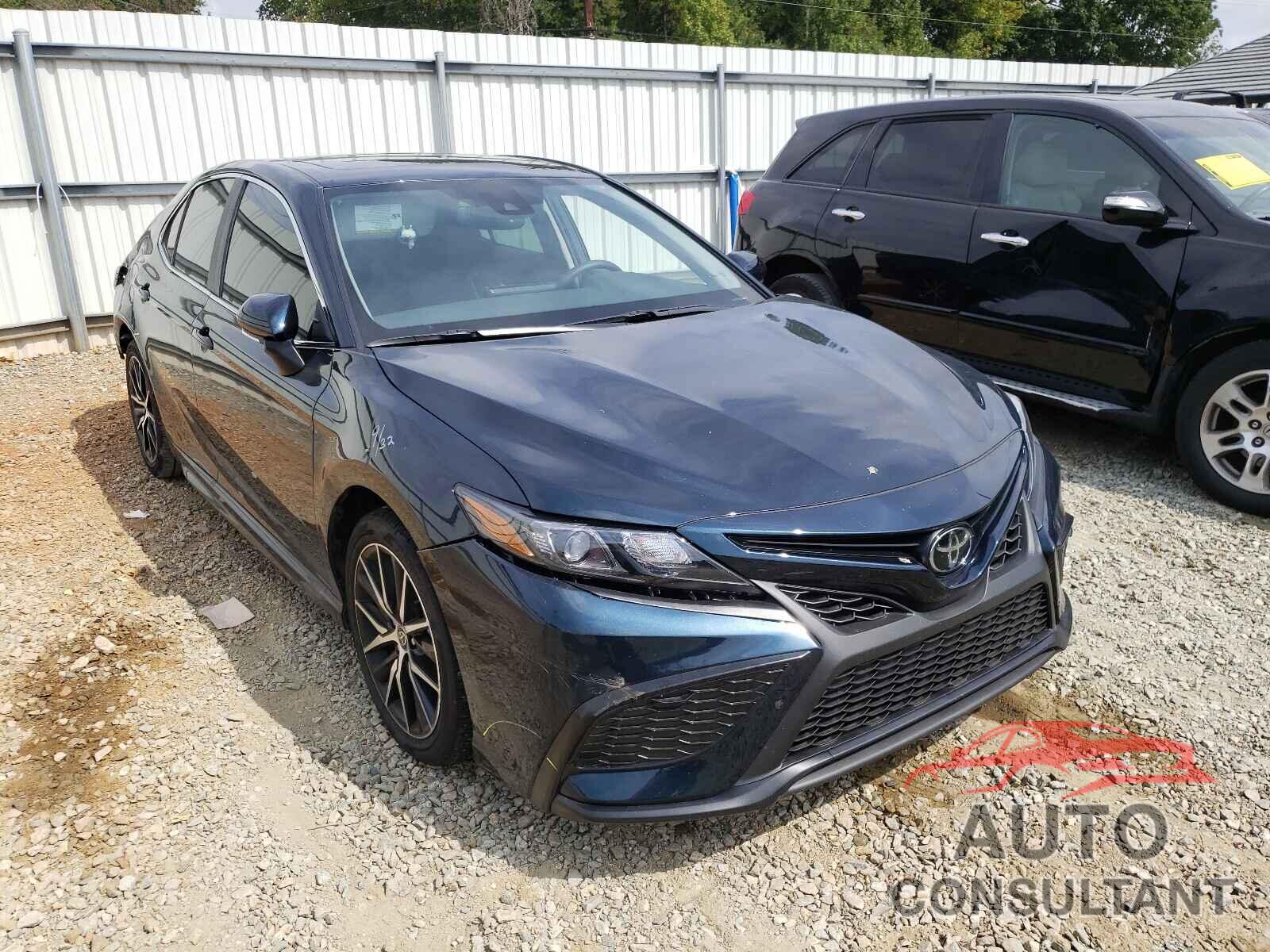 TOYOTA CAMRY 2021 - 4T1T11AK9MU575384