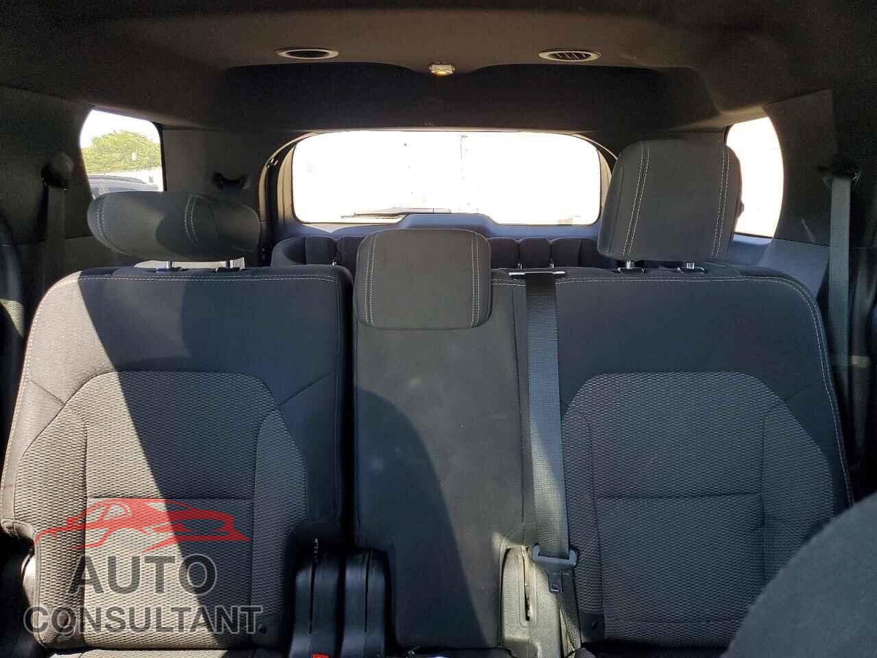 FORD EXPLORER 2017 - 1FM5K7D83HGD04544