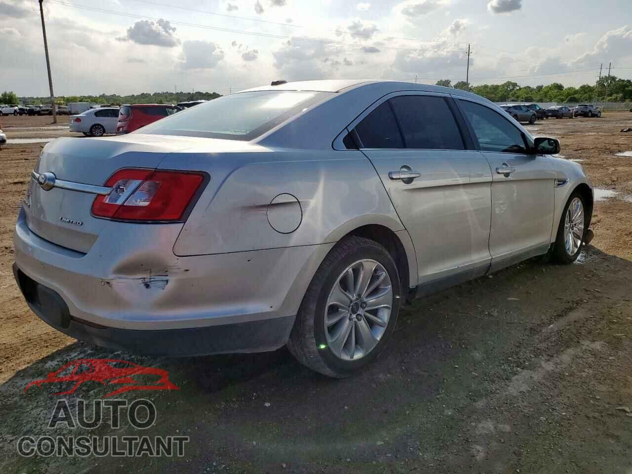 FORD TAURUS 2012 - 1FAHP2FW8CG109362