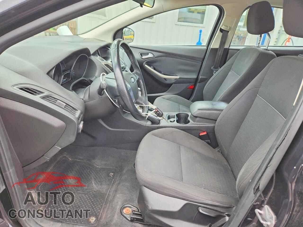 FORD FOCUS 2012 - 1FAHP3M25CL168351