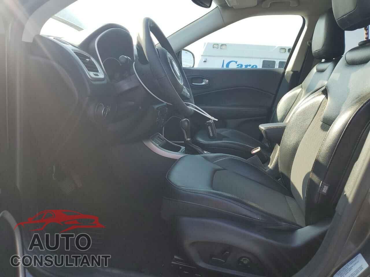 JEEP COMPASS 2017 - 3C4NJCBB0HT647547