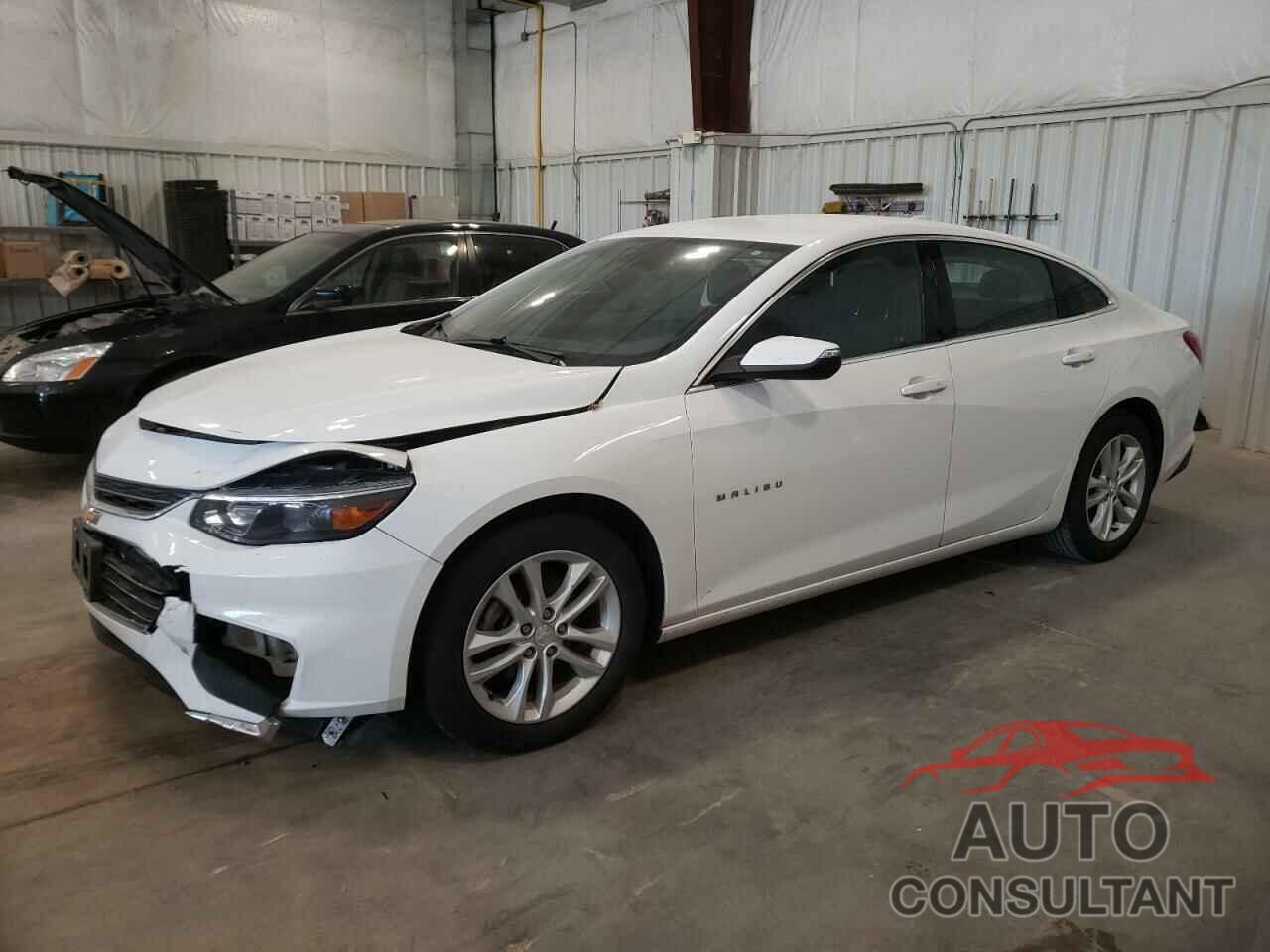 CHEVROLET MALIBU 2017 - 1G1ZE5ST2HF162730