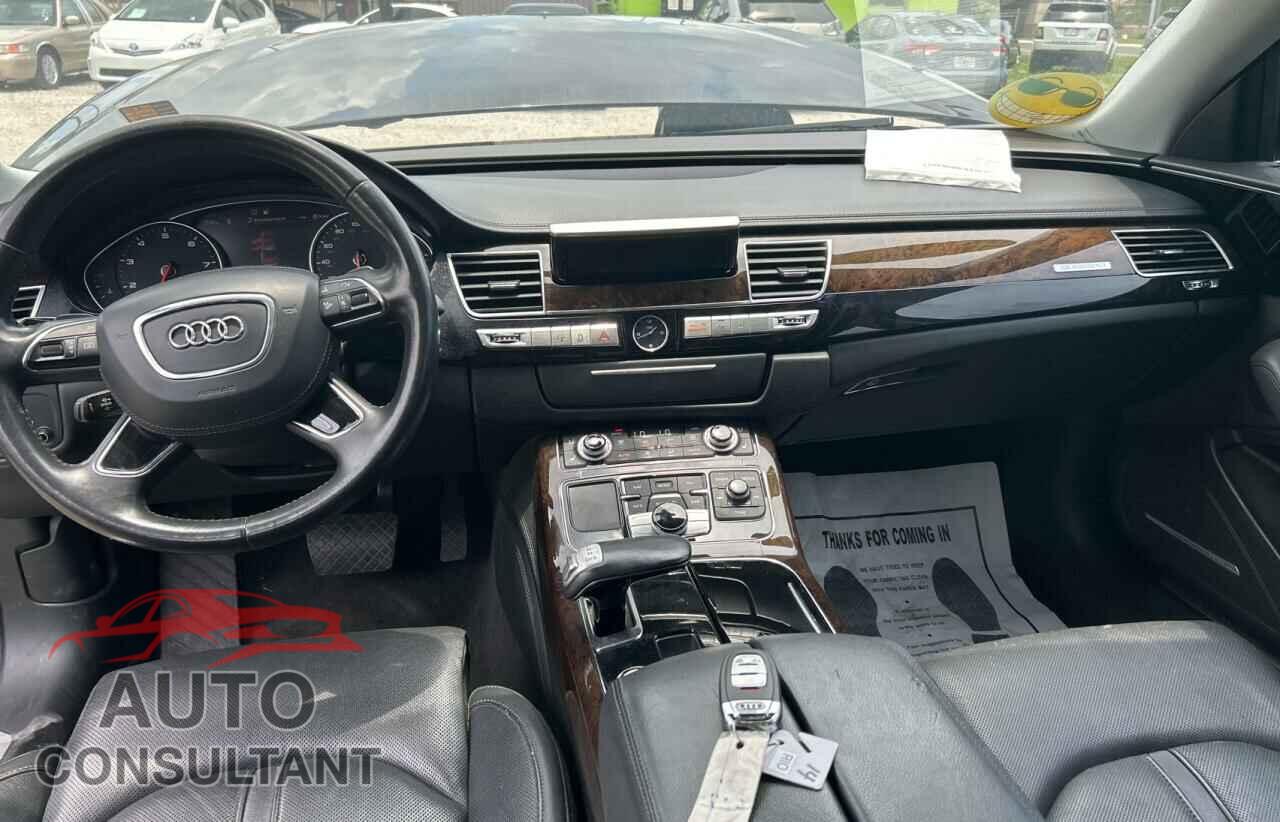 AUDI A8 2012 - WAURVAFD6CN015907