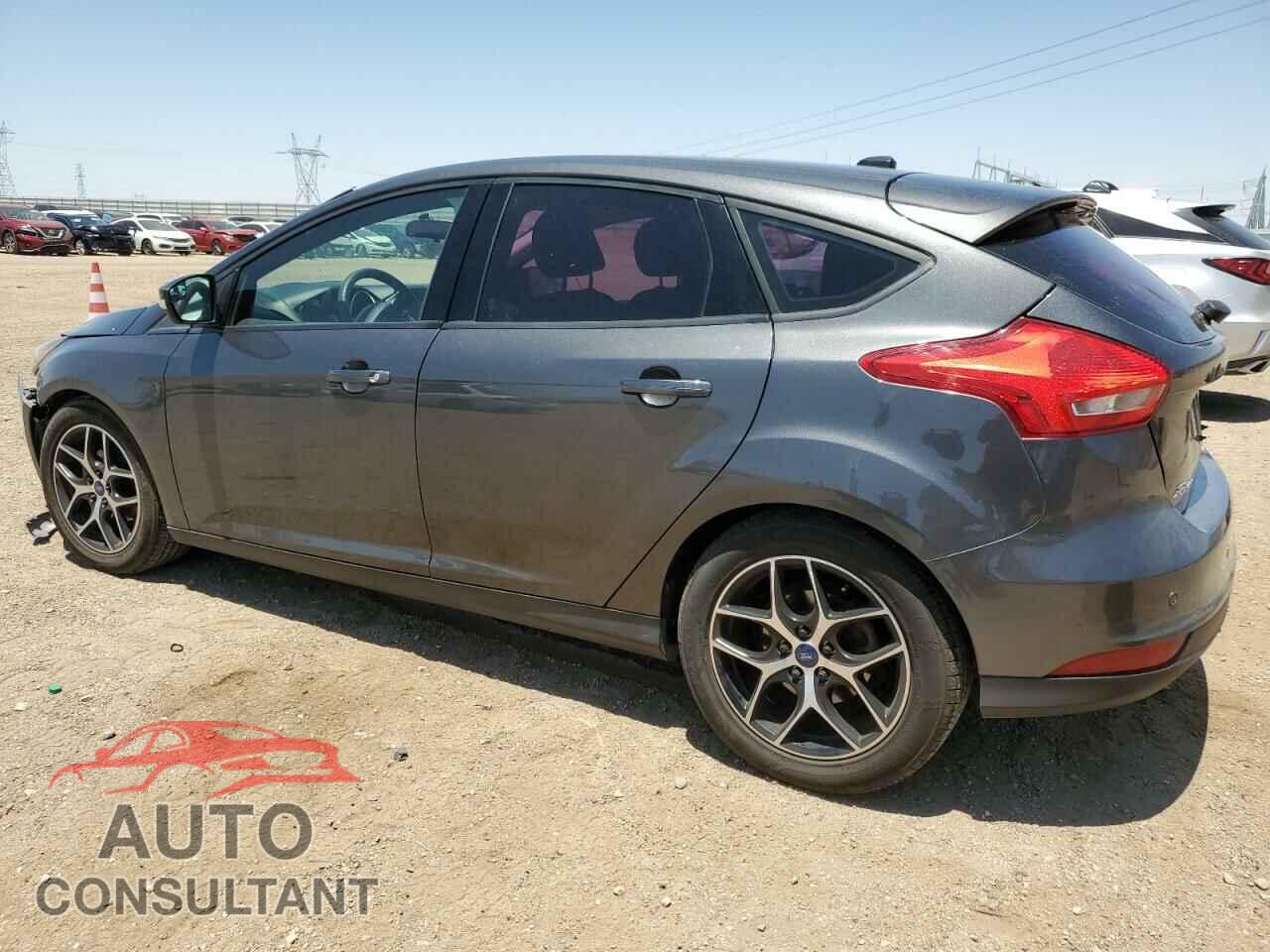 FORD FOCUS 2017 - 1FADP3M24HL348362