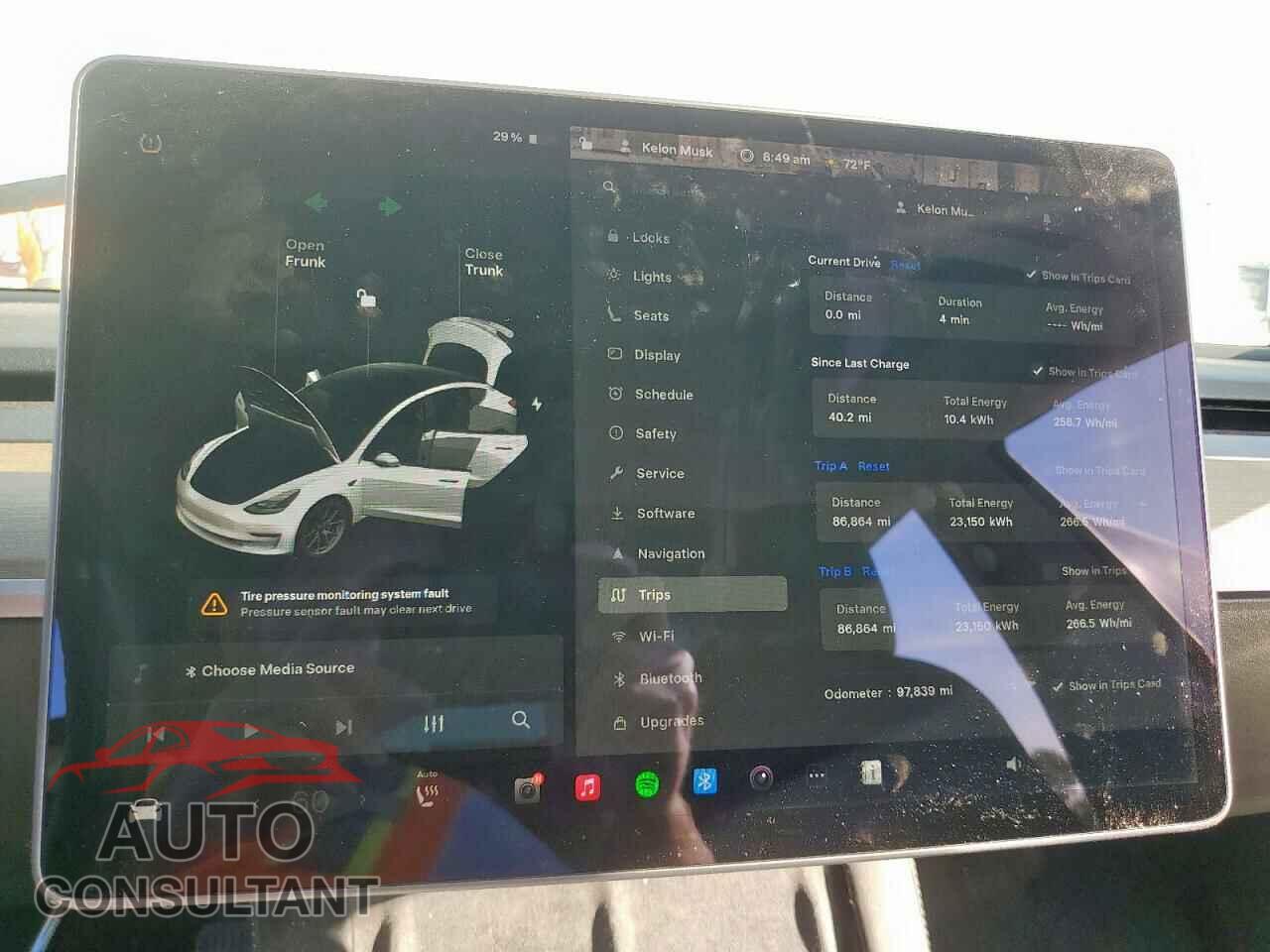 TESLA MODEL 3 2021 - 5YJ3E1EBXMF002330