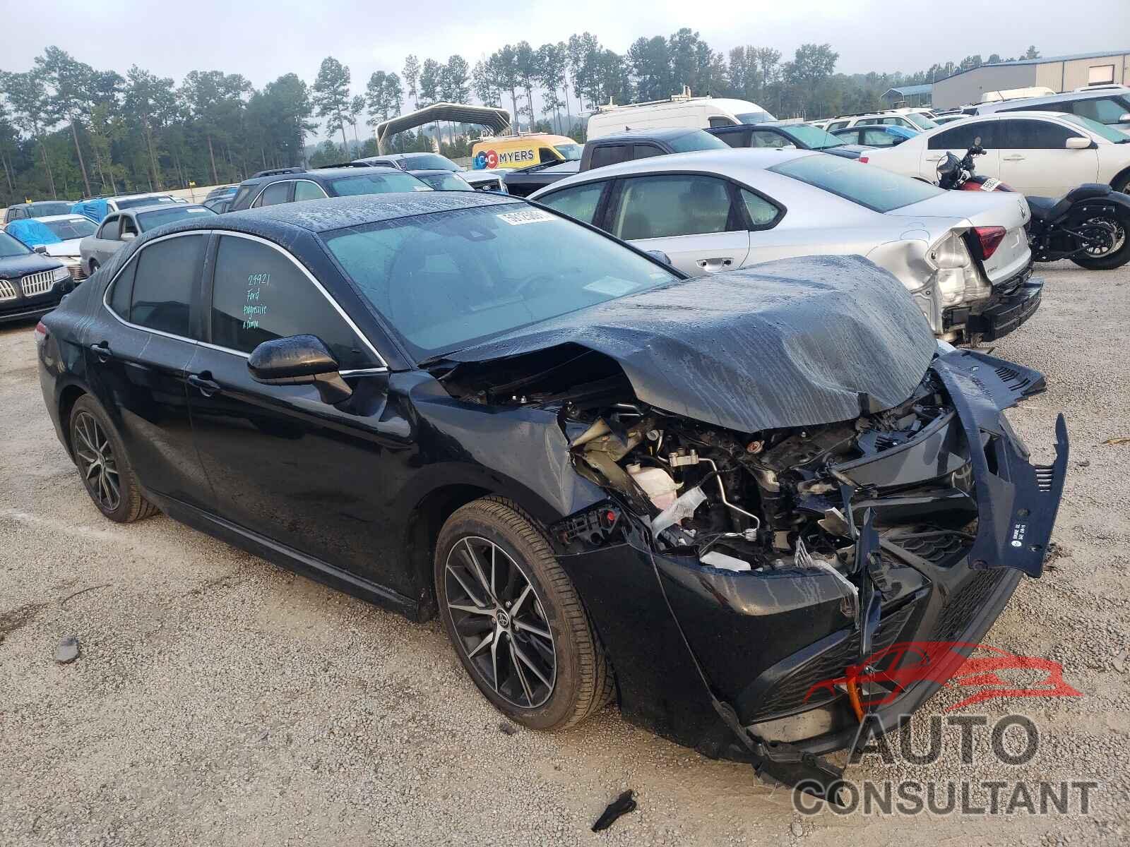 TOYOTA CAMRY 2021 - 4T1G11AK6MU545048