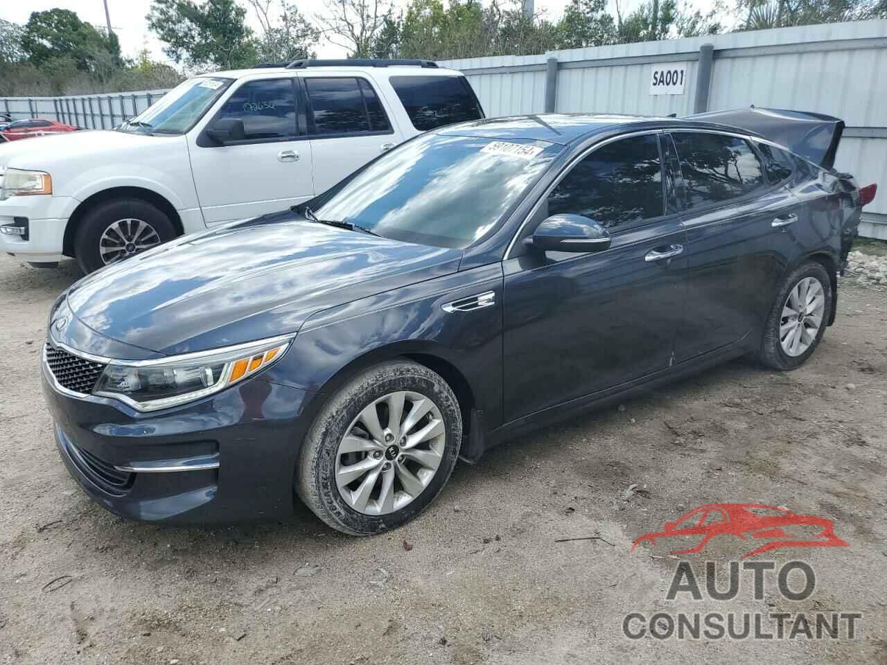 KIA OPTIMA 2018 - 5XXGU4L3XJG182483