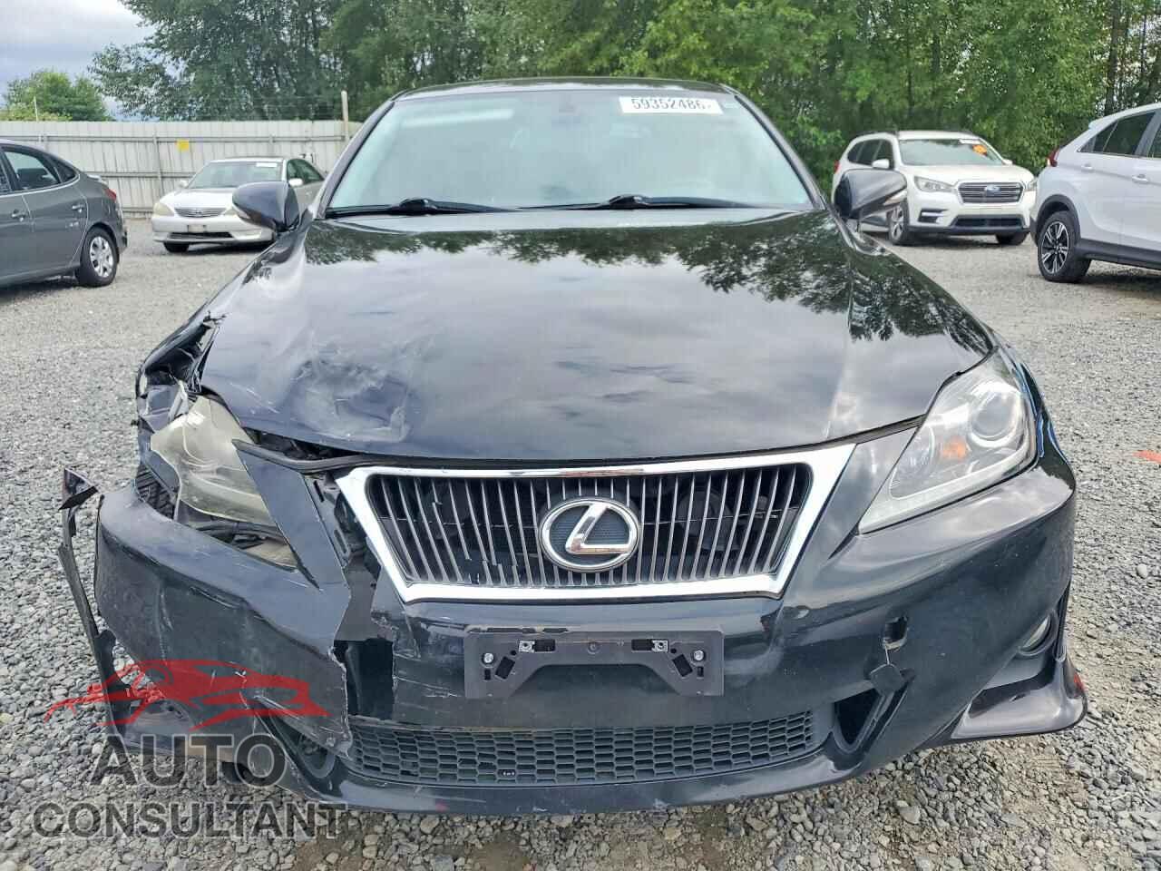 LEXUS IS 2013 - JTHCF5C26D5062872
