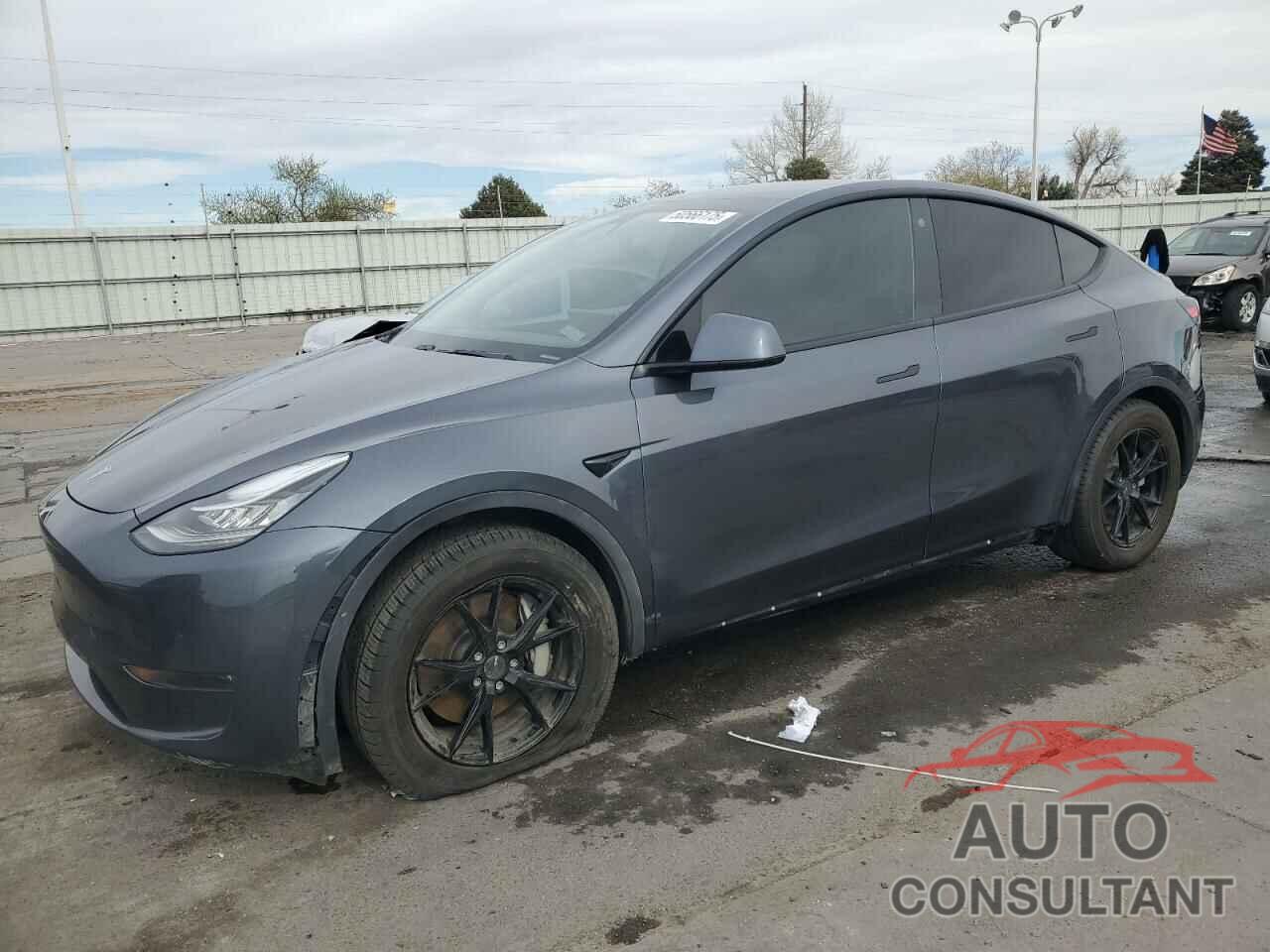 TESLA MODEL Y 2021 - 5YJYGDEE4MF076774