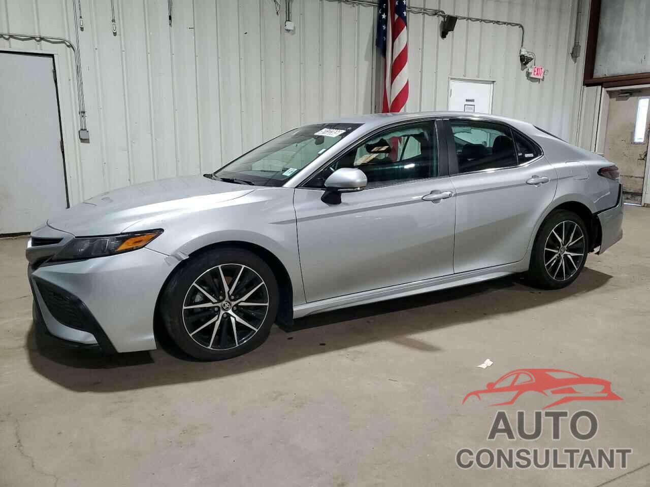 TOYOTA CAMRY 2023 - 4T1G11AK2PU152670