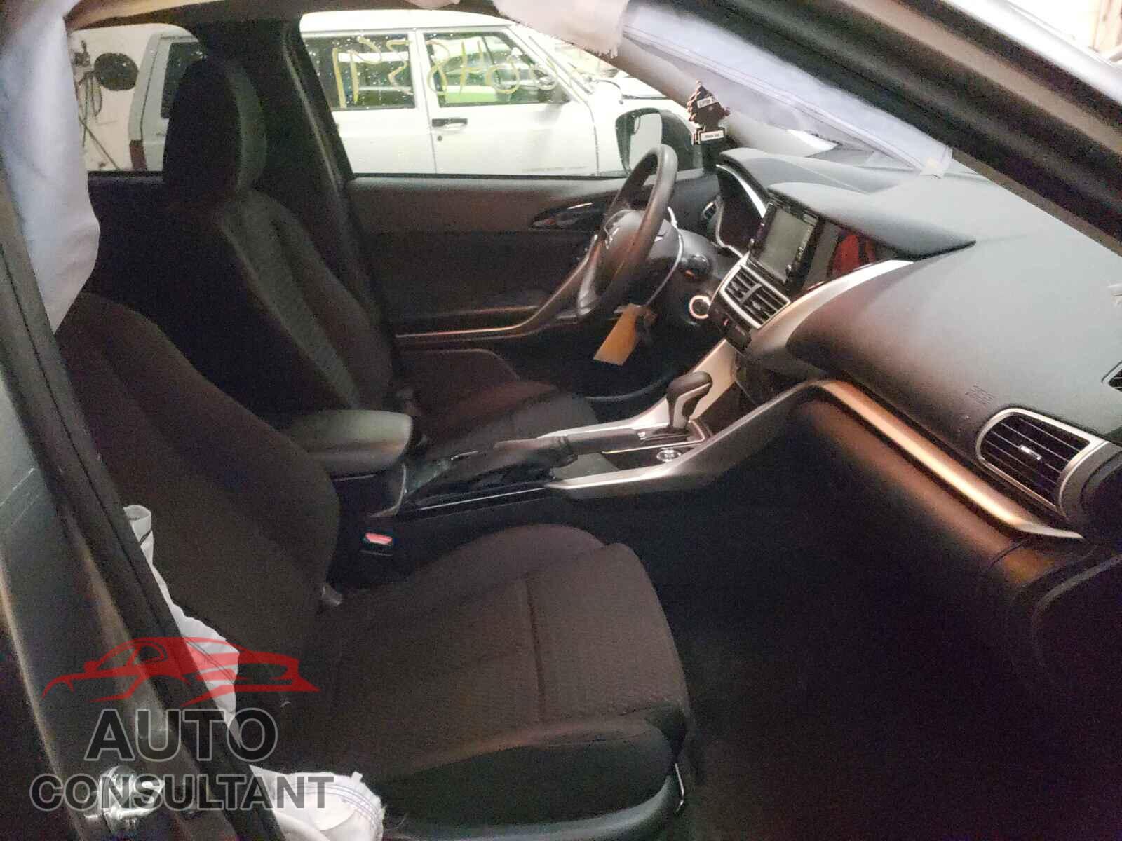 MITSUBISHI ECLIPSE 2019 - JA4AT3AA4KZ033208