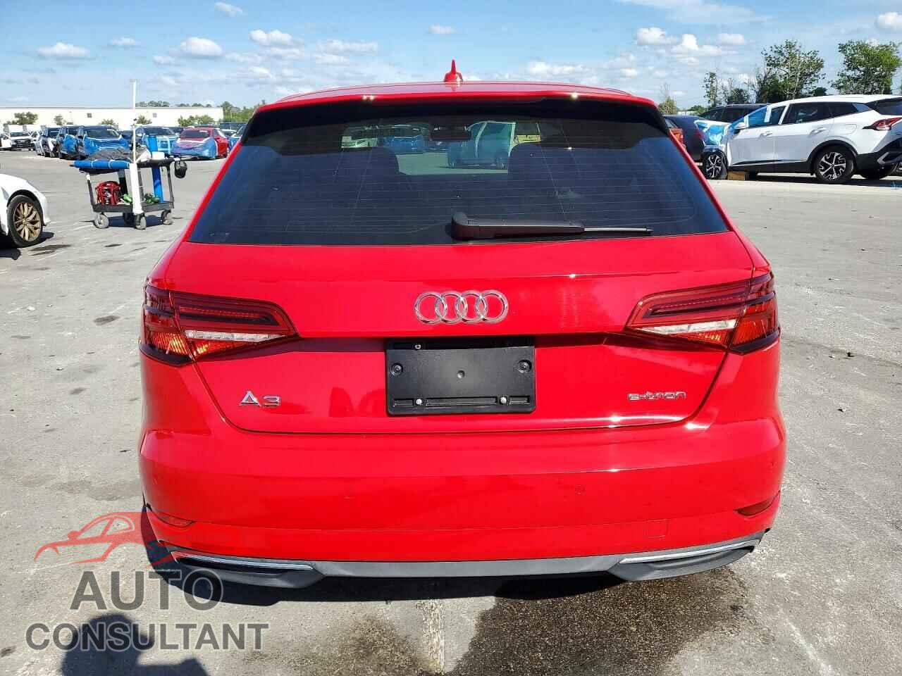 AUDI A3 2017 - WAUTPBFF9HA036370