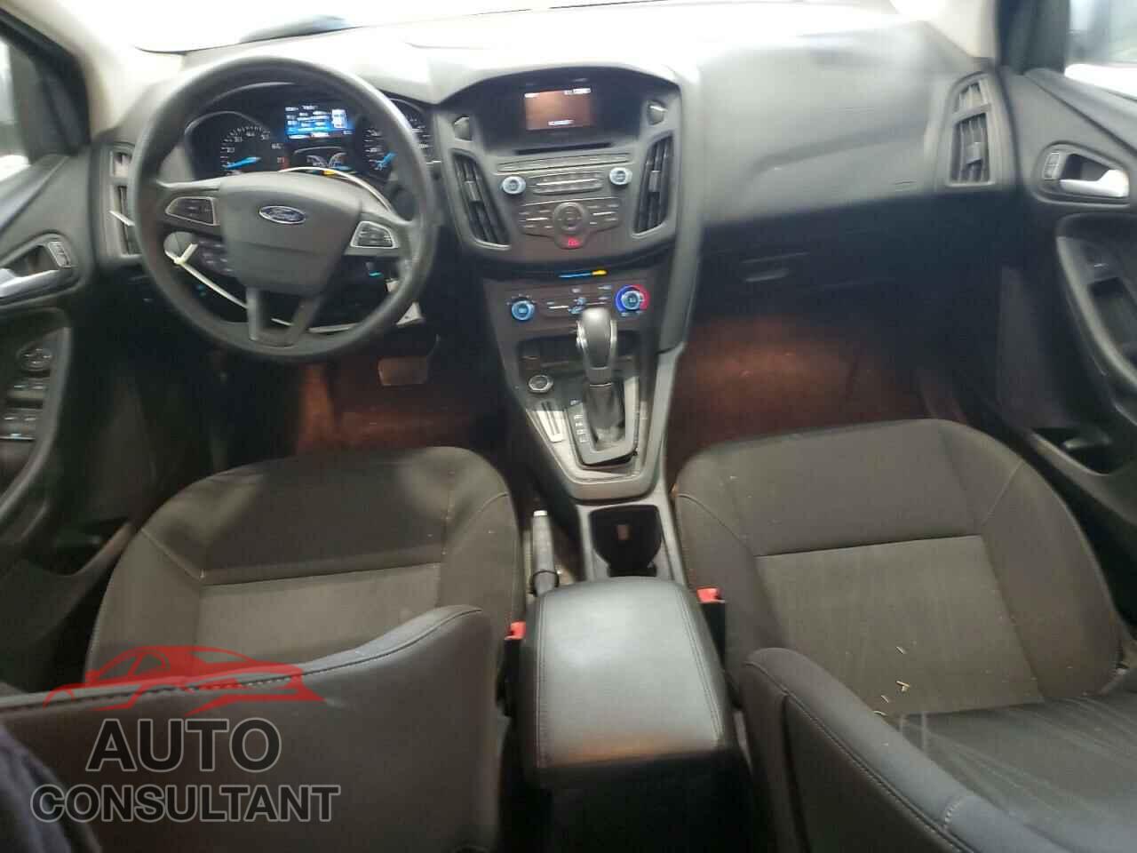 FORD FOCUS 2017 - 1FADP3F29HL332896