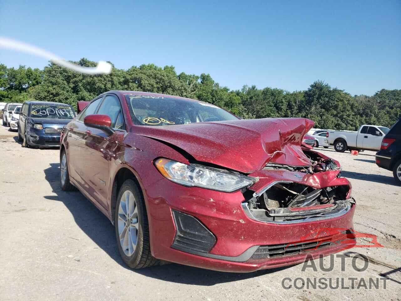 FORD FUSION 2019 - 3FA6P0LU6KR225407